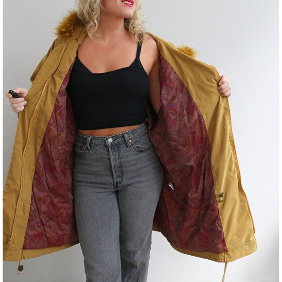 1980's Vintage John Weitz Chartreuse Fox Fur Parka Women's Medium to Large MD LG - Picture 4 of 10